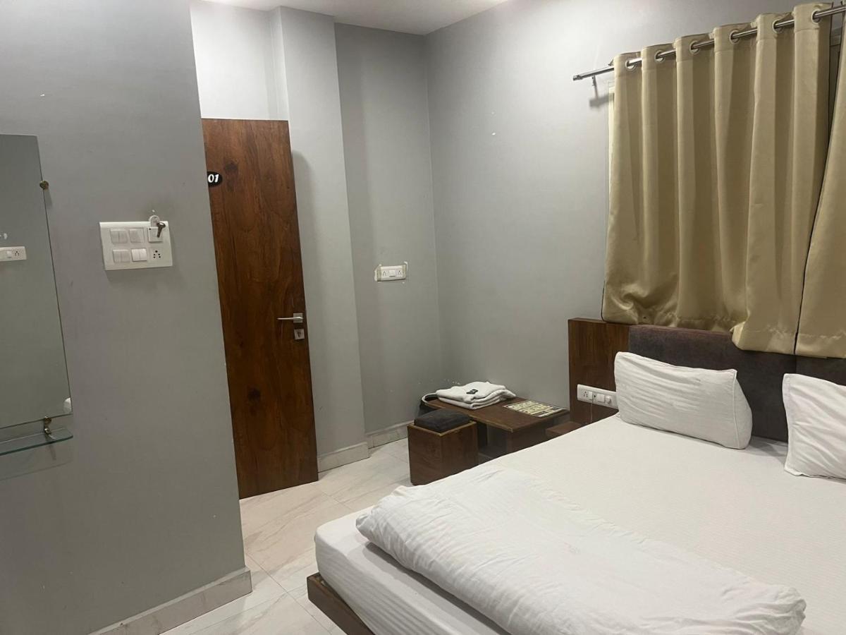 Hotel Shankar Ujjain Exterior photo